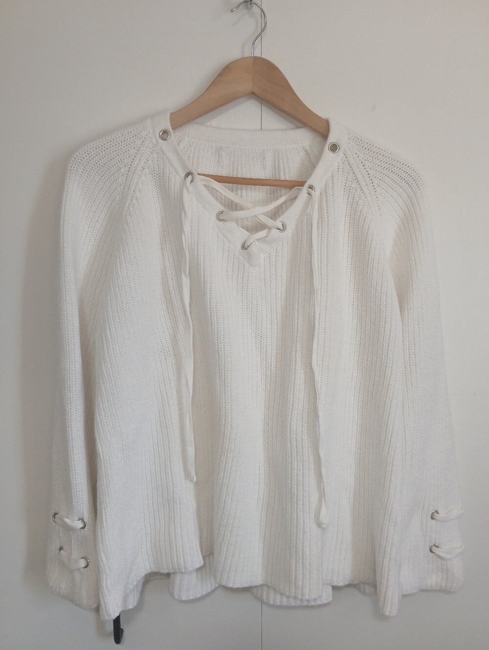 Pure Knits by Neon Buddha Cream White 100% Cotton Grommet Lace Up Sweater L XL